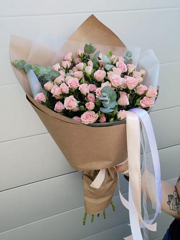 Букет цветов из: Розы в Авдон